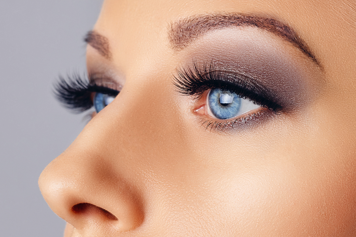 Mega volume lash extensions